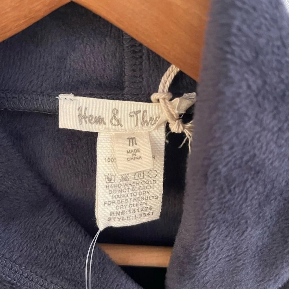 Women’s Anthropologie Hem & Thread blue fleece lined sweater poncho Size Medium - Picture 3 of 4